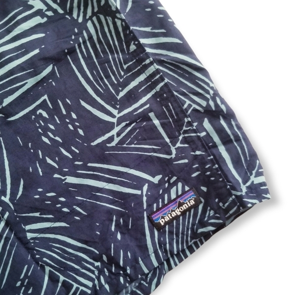 PATAGONIA Blue Teal Palm Nylon Baggies Shorts - Men's 6.5" Inseam XLarge - Picture 11 of 11